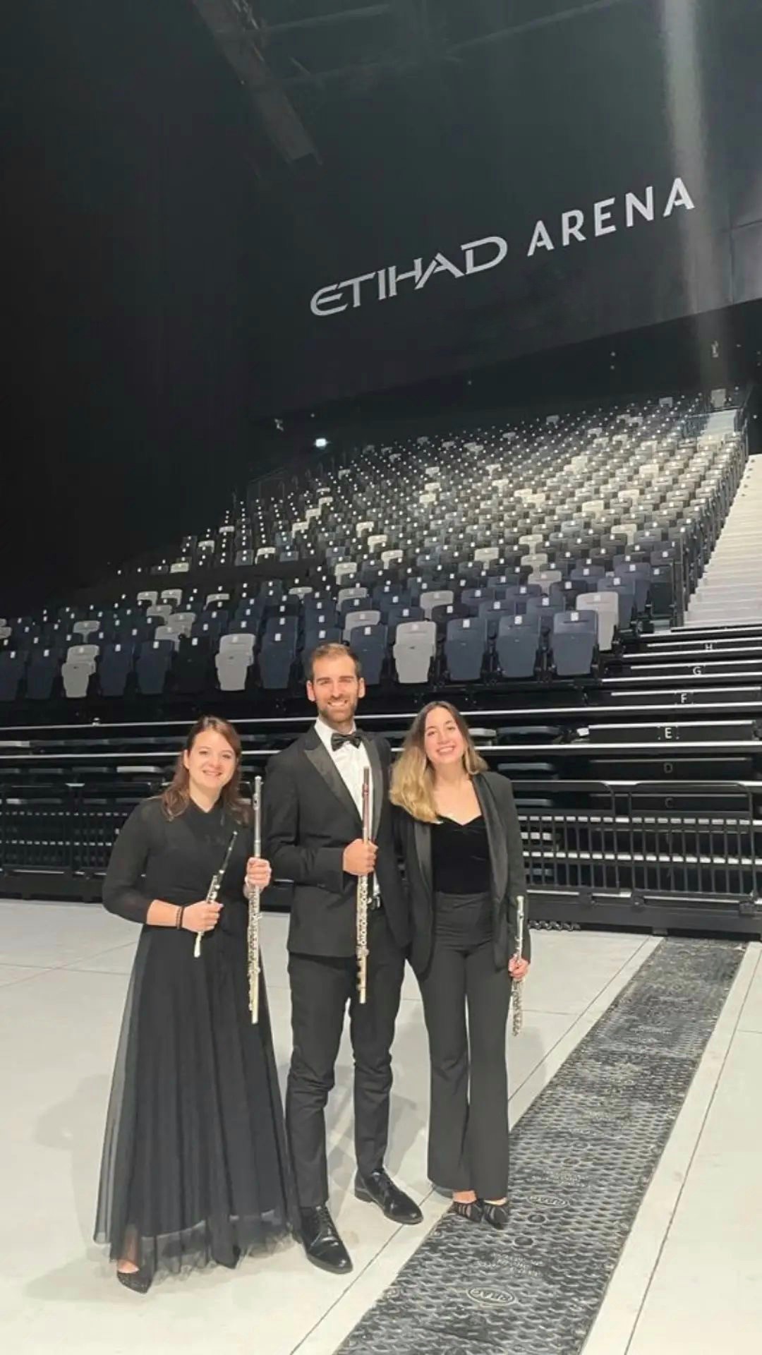 lorenzo d'antò sul palcoscenico dell'ethiad arena 